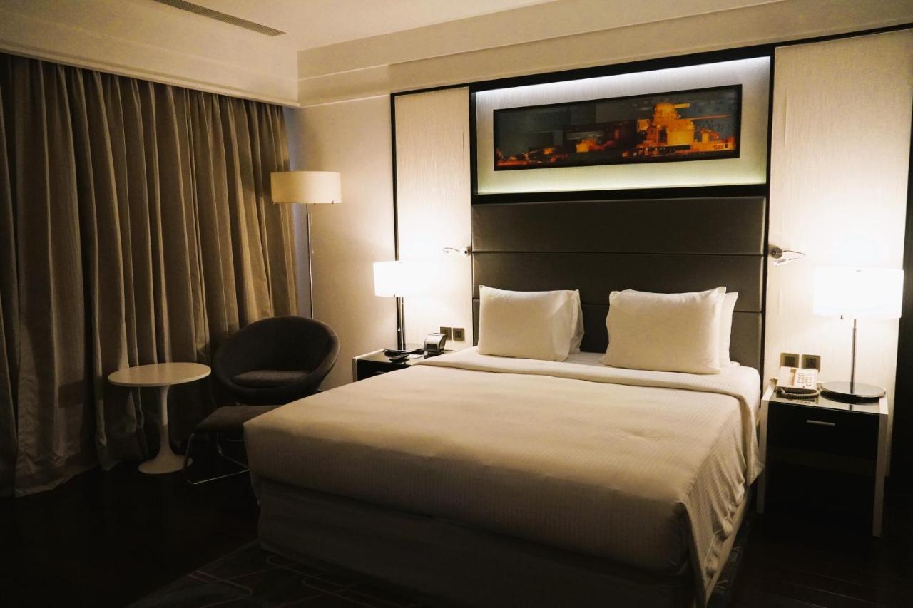 Crowne Plaza Centre By Ihg Hotel 5*